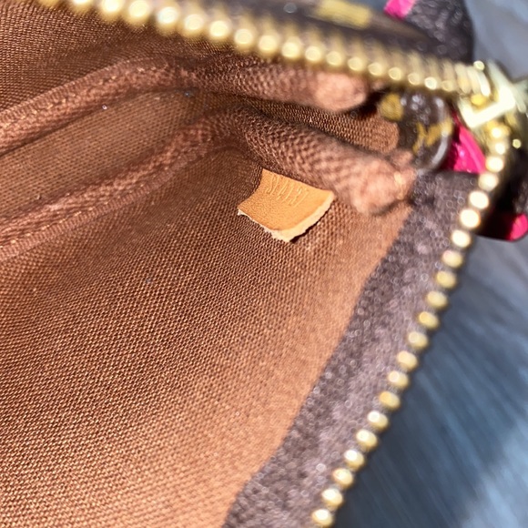 Louis Vuitton mini Pochette limited edition Giraffe 🦒 - Picture 12 of 14